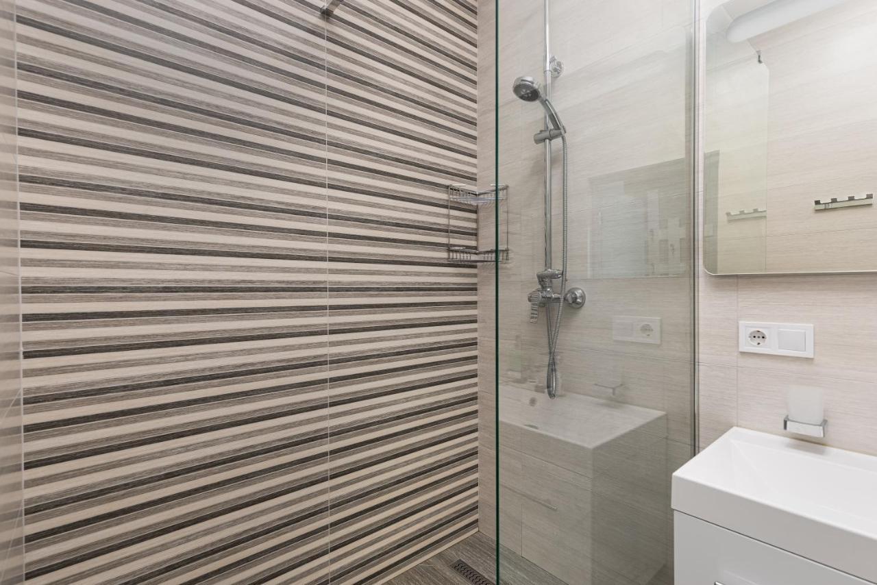 44 Pearl 1-Bedroom Panoramic Sea View Apartment أوديسا المظهر الخارجي الصورة